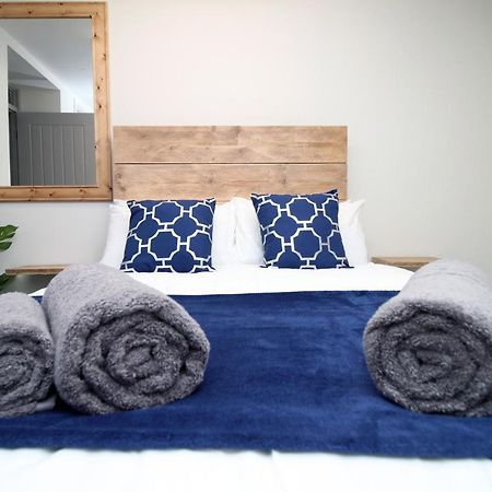 Sleeps 6, Smart Tv'S, Parking Swansea & Morriston Hospital Apartment ภายนอก รูปภาพ