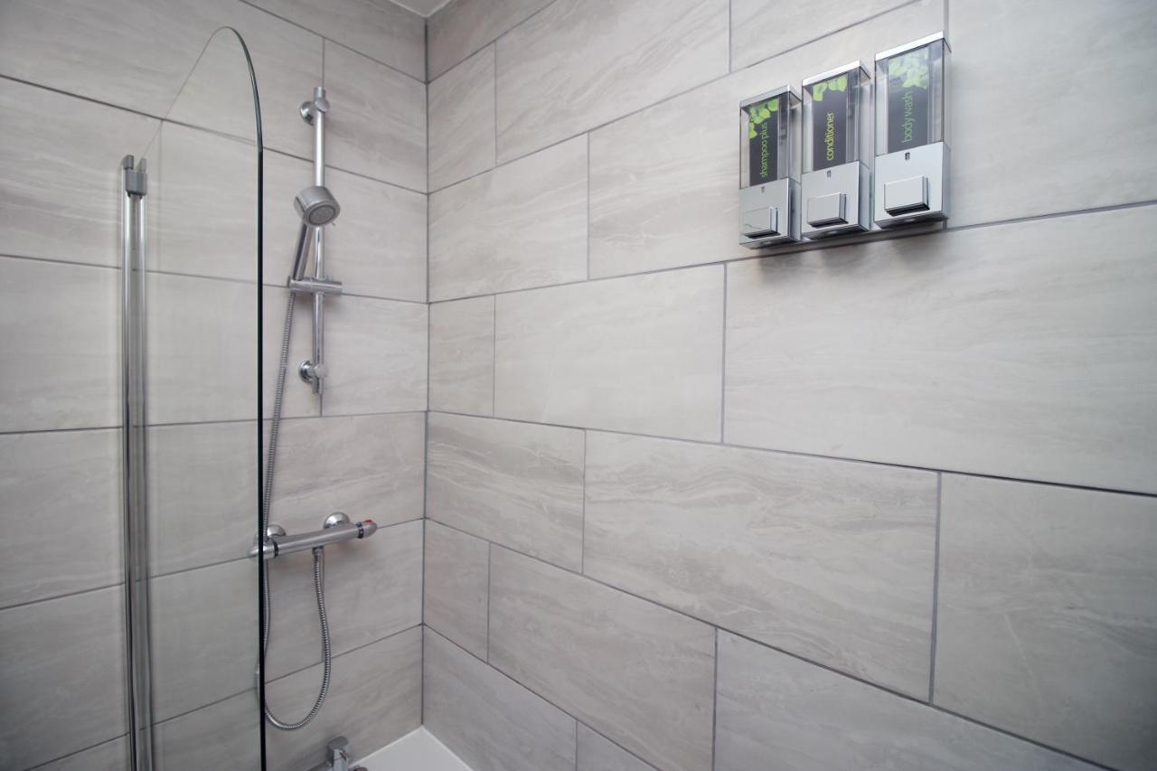 Sleeps 6, Smart Tv'S, Parking Swansea & Morriston Hospital Apartment ภายนอก รูปภาพ